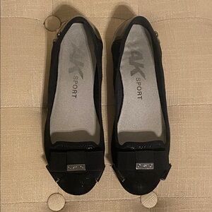 Nine West Women’s Flats